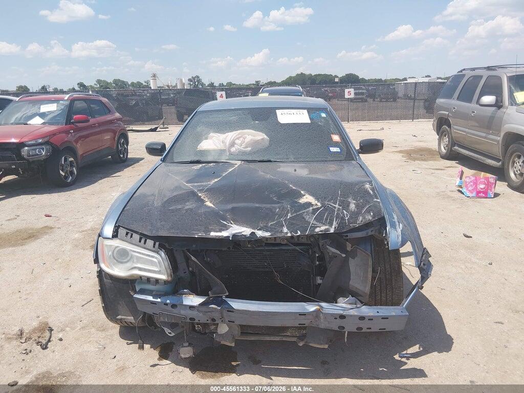 2C3CA6CT7BH581163 2011 CHRYSLER 300C photo no. 11