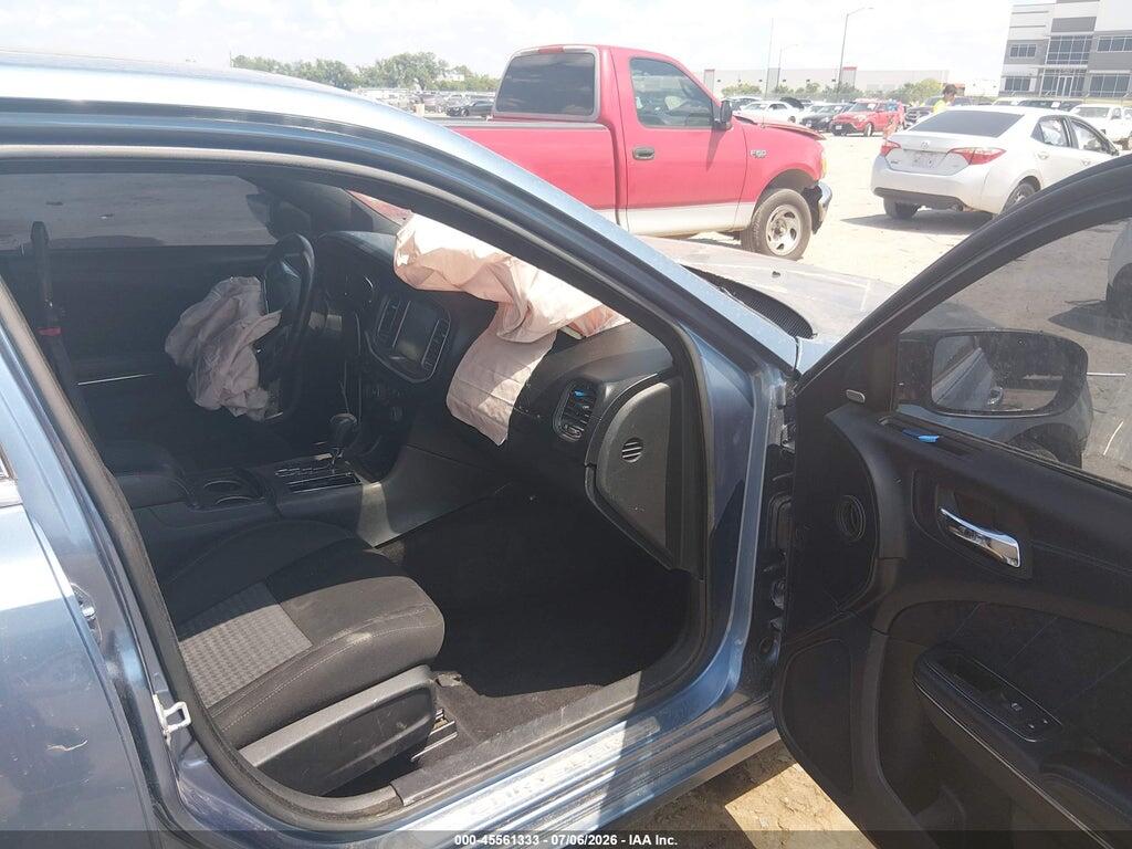 2C3CA6CT7BH581163 2011 CHRYSLER 300C photo no. 5