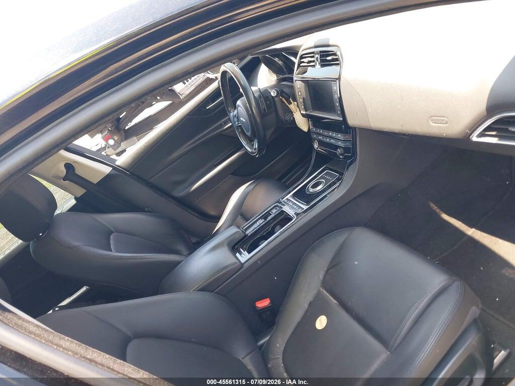 SAJAR4FX1JCP39174 2018 JAGUAR XE photo no. 5