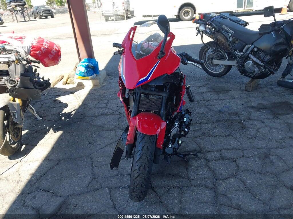 MLHPC7054S5102933 2025 HONDA CBR500 photo no. 5