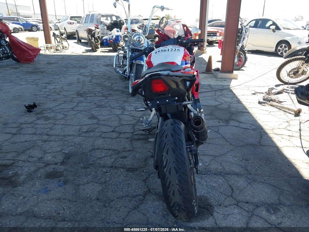 MLHPC7054S5102933 2025 HONDA CBR500 photo no. 6