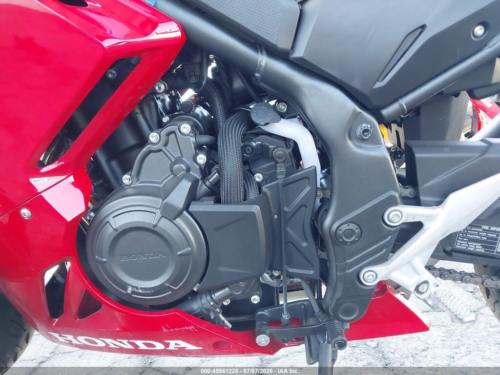 MLHPC7054S5102933 2025 HONDA CBR500 photo no. 9