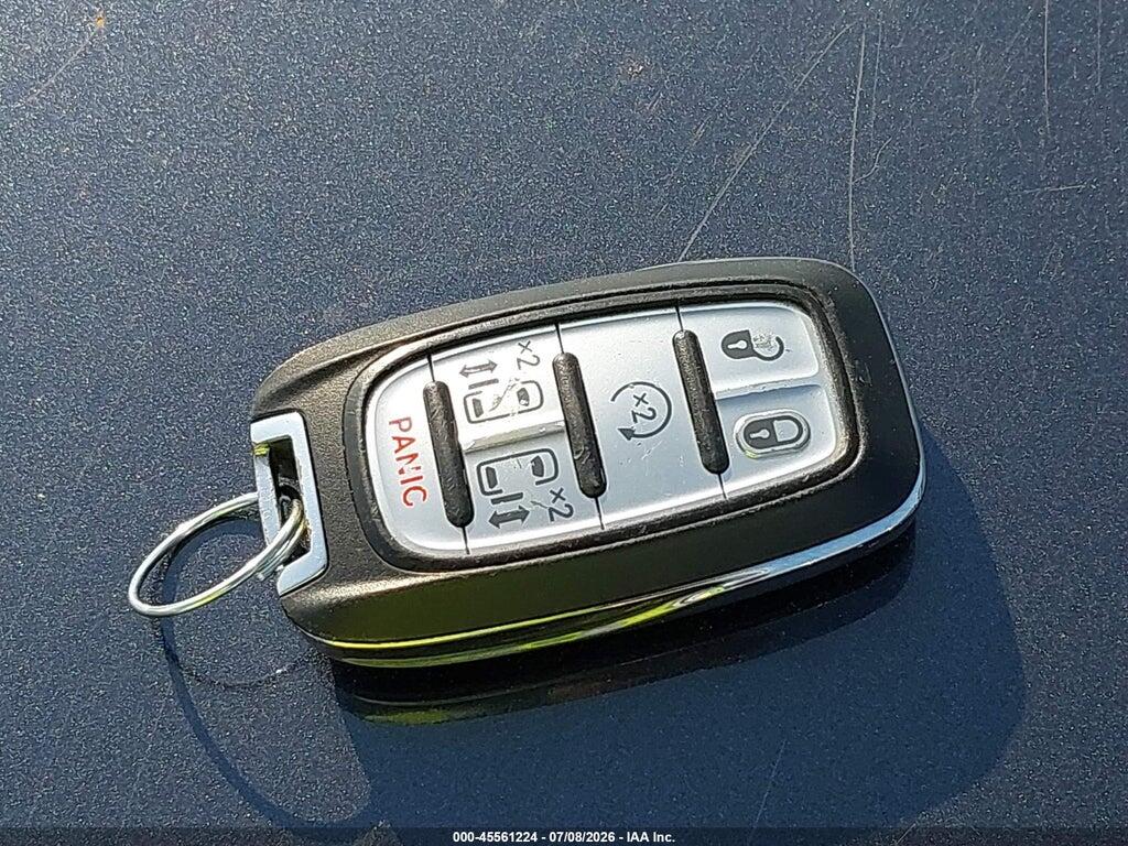 2C4RC1DG1MR523972 2021 CHRYSLER VOYAGER photo no. 11