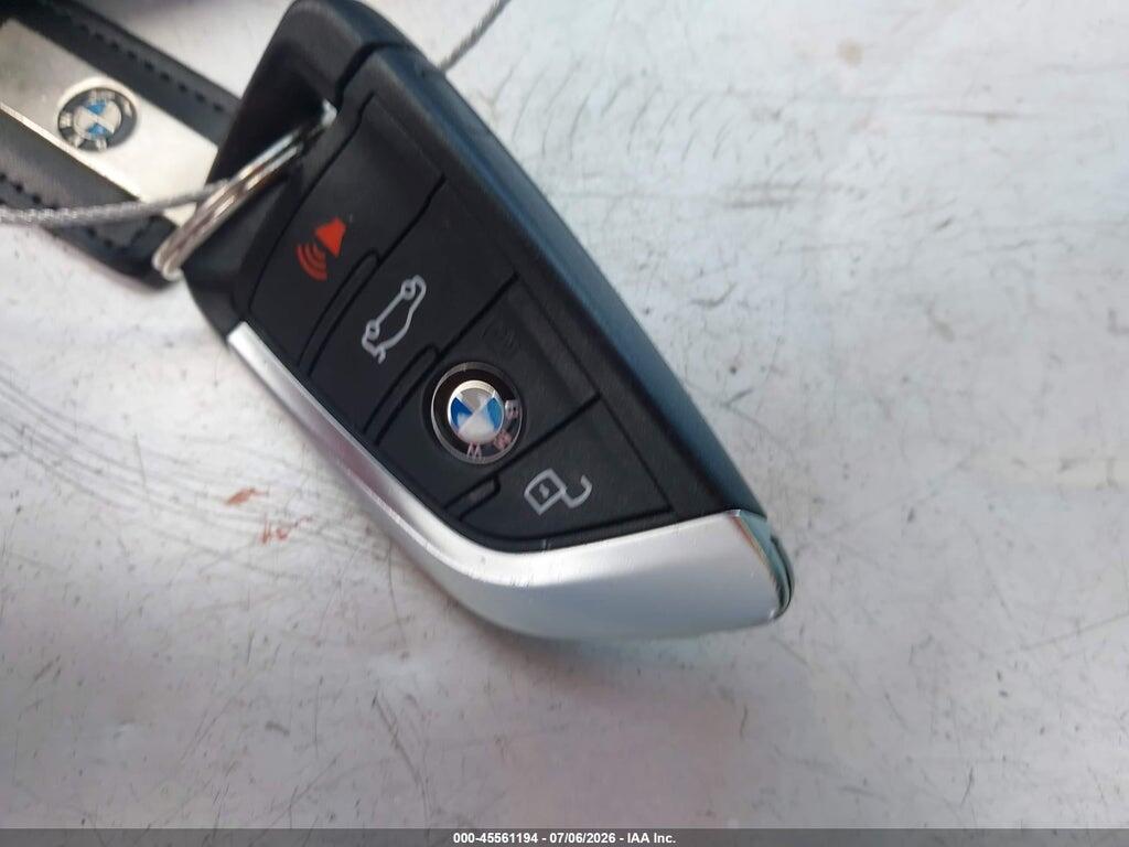 3MW23CM09R8E38656 2024 BMW 230I photo no. 11
