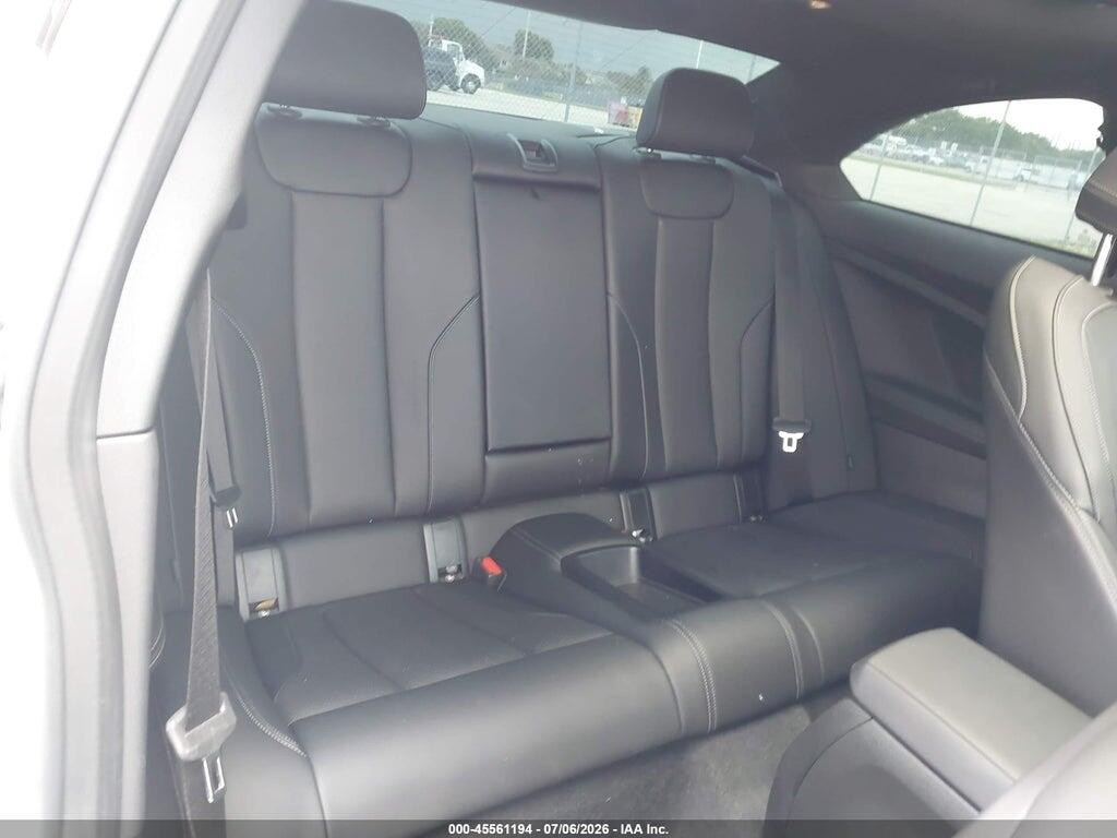 3MW23CM09R8E38656 2024 BMW 230I photo no. 8