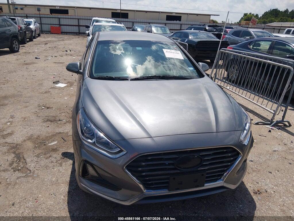 5NPE24AF7KH801959 2019 HYUNDAI SONATA photo no. 12