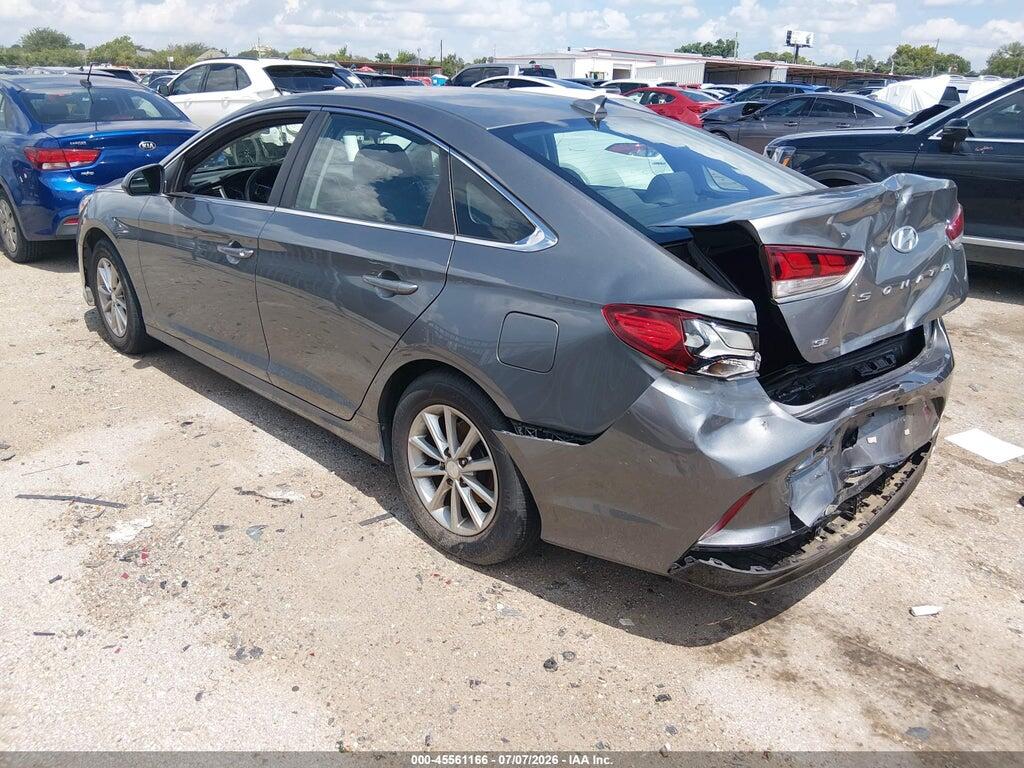 5NPE24AF7KH801959 2019 HYUNDAI SONATA photo no. 3