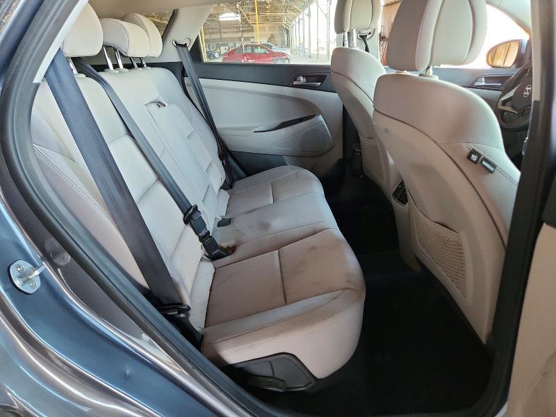 KM8J33A24HU524295 2017 HYUNDAI TUCSON photo no. 10