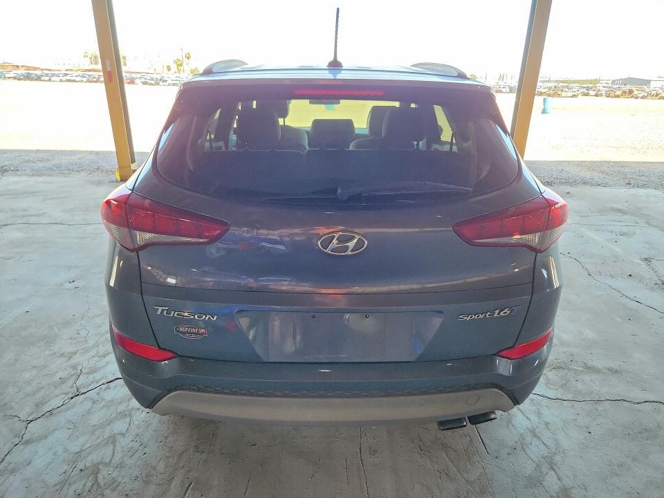 KM8J33A24HU524295 2017 HYUNDAI TUCSON photo no. 6