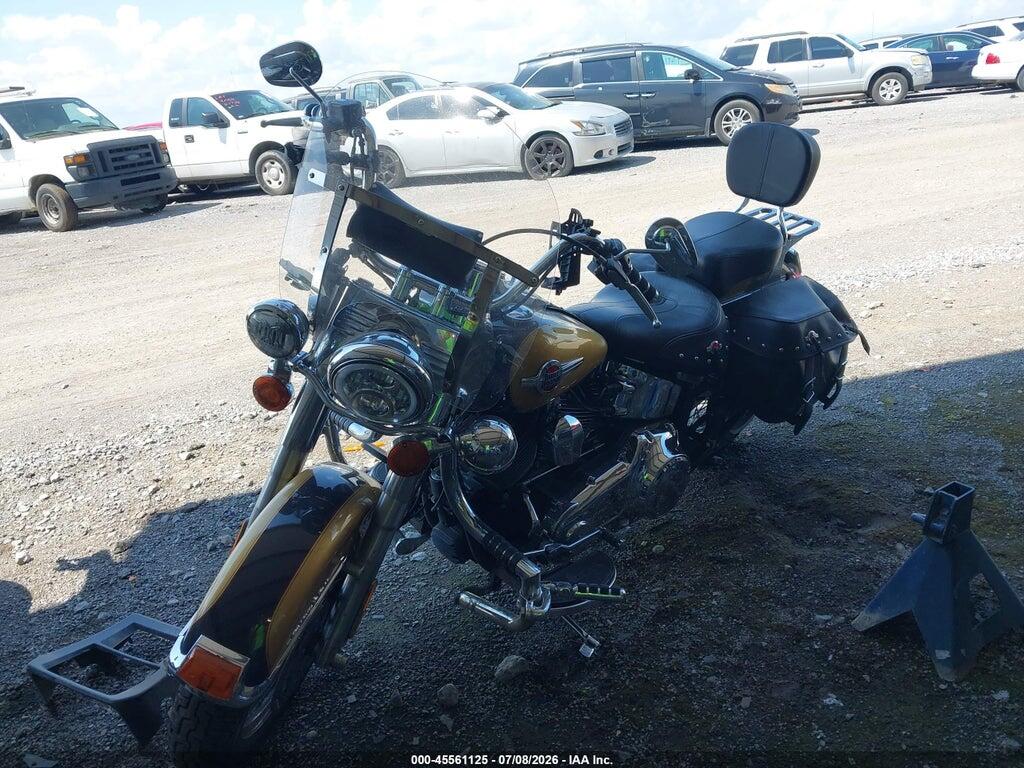 1HD1BWV12HB016184 2017 HARLEY-DAVIDSON FLSTC photo no. 2