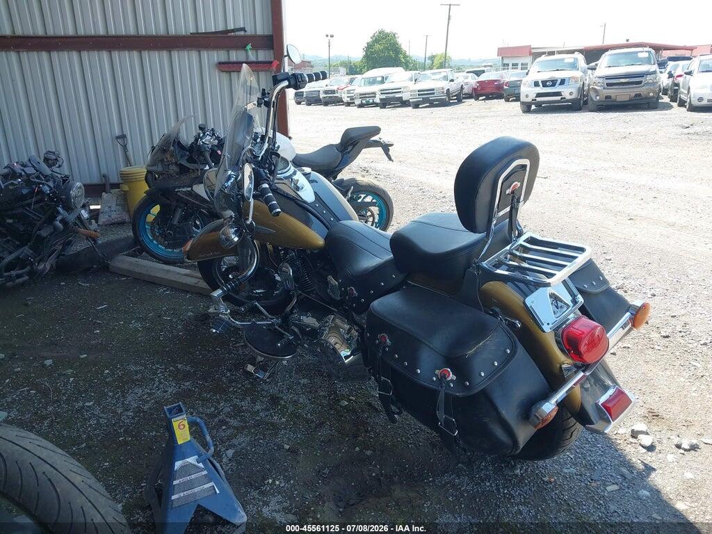 1HD1BWV12HB016184 2017 HARLEY-DAVIDSON FLSTC photo no. 3