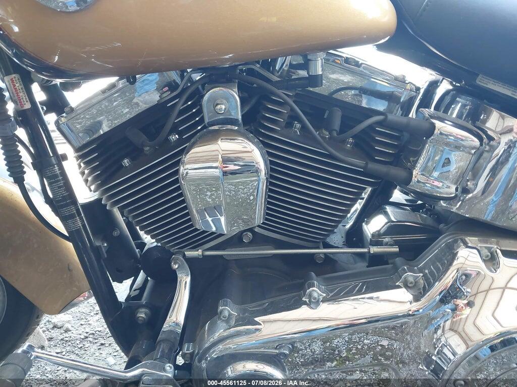 1HD1BWV12HB016184 2017 HARLEY-DAVIDSON FLSTC photo no. 9
