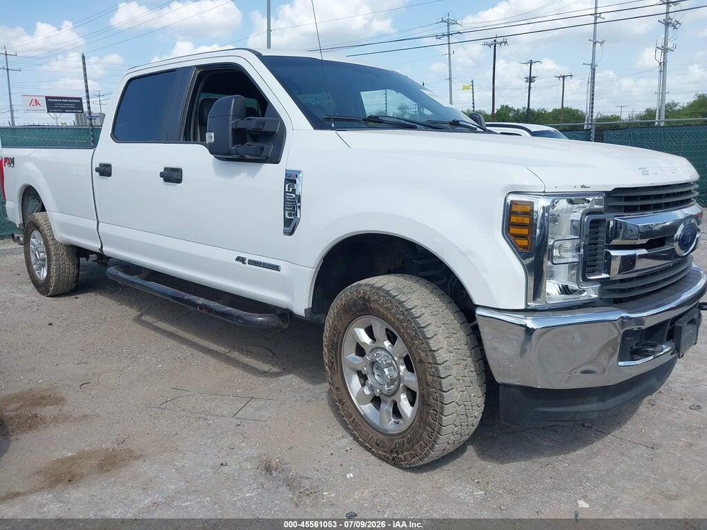1FT7W2BT6JEB65006 2018 FORD F-250 photo no. 1