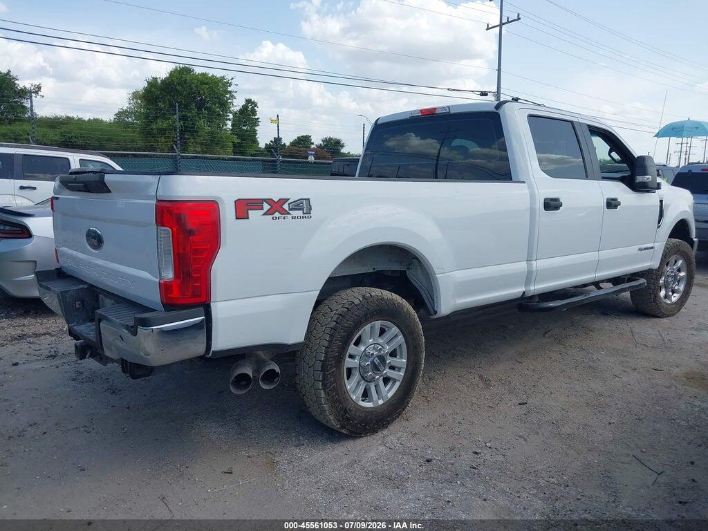 1FT7W2BT6JEB65006 2018 FORD F-250 photo no. 4