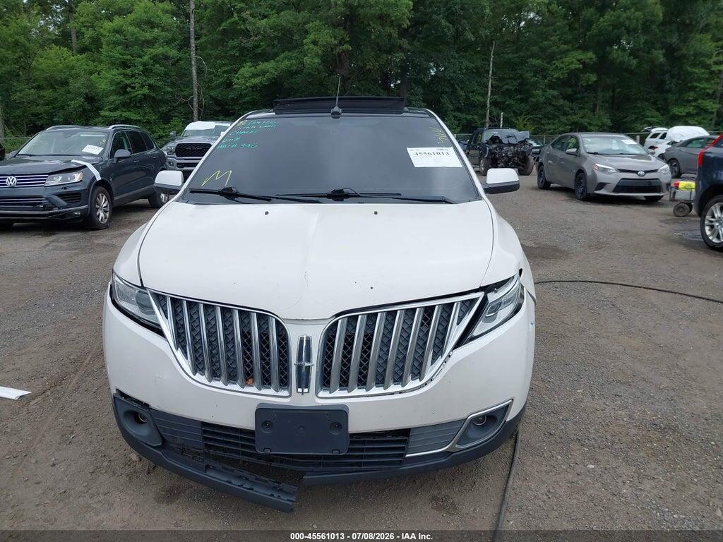 2LMDJ8JK8BBJ27223 2011 LINCOLN MKX photo no. 12