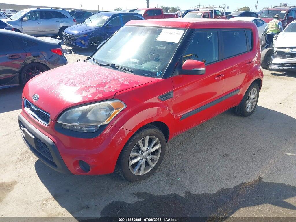 KNDJT2A62C7438265 2012 KIA SOUL photo no. 2