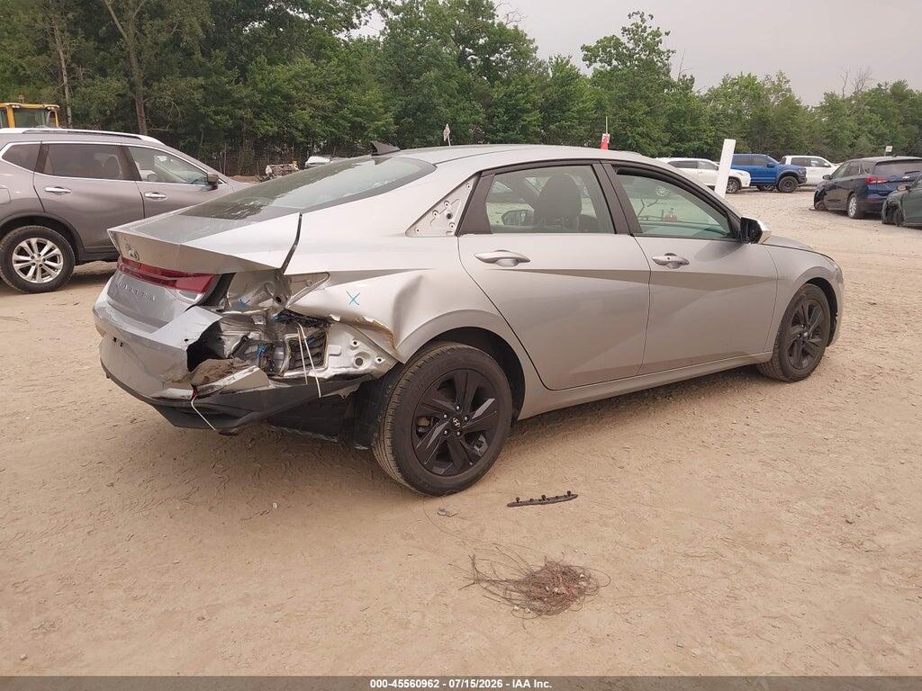 5NPLM4AG2NH072851 2022 HYUNDAI ELANTRA photo no. 4