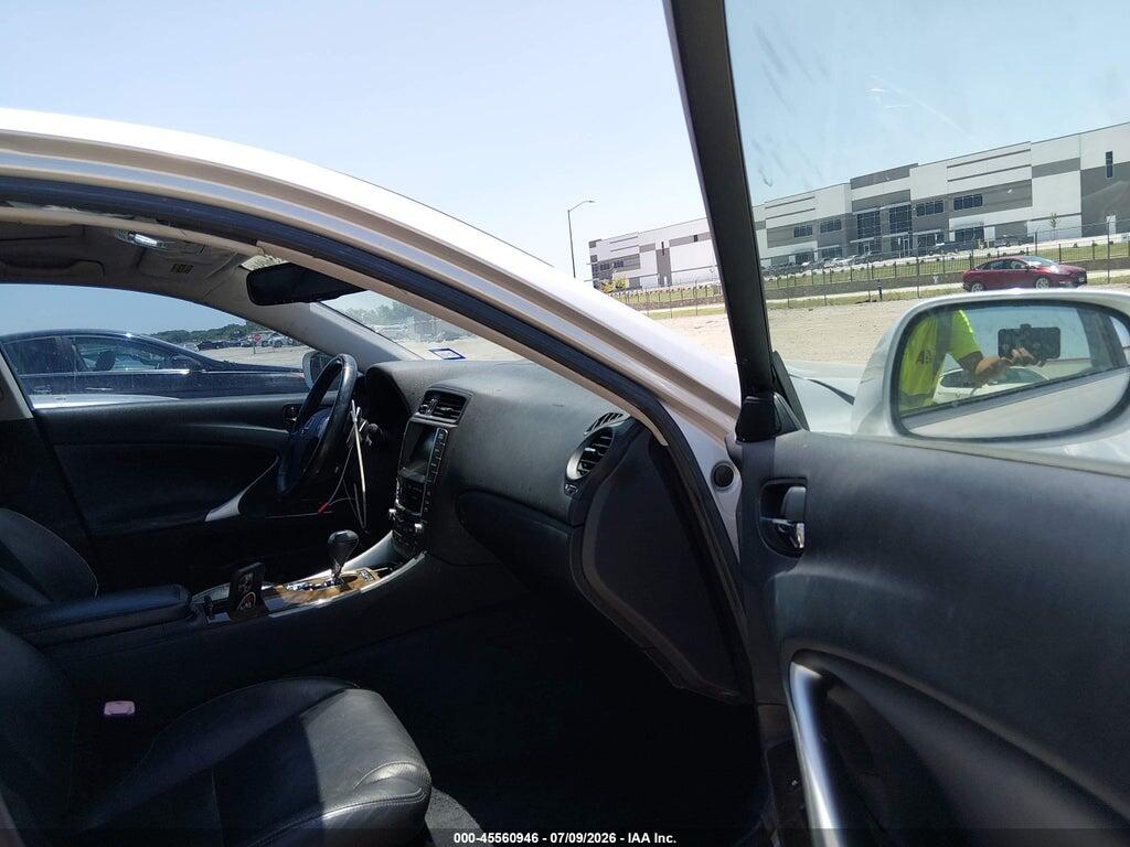 JTHBE262192016688 2009 LEXUS IS 350 photo no. 5