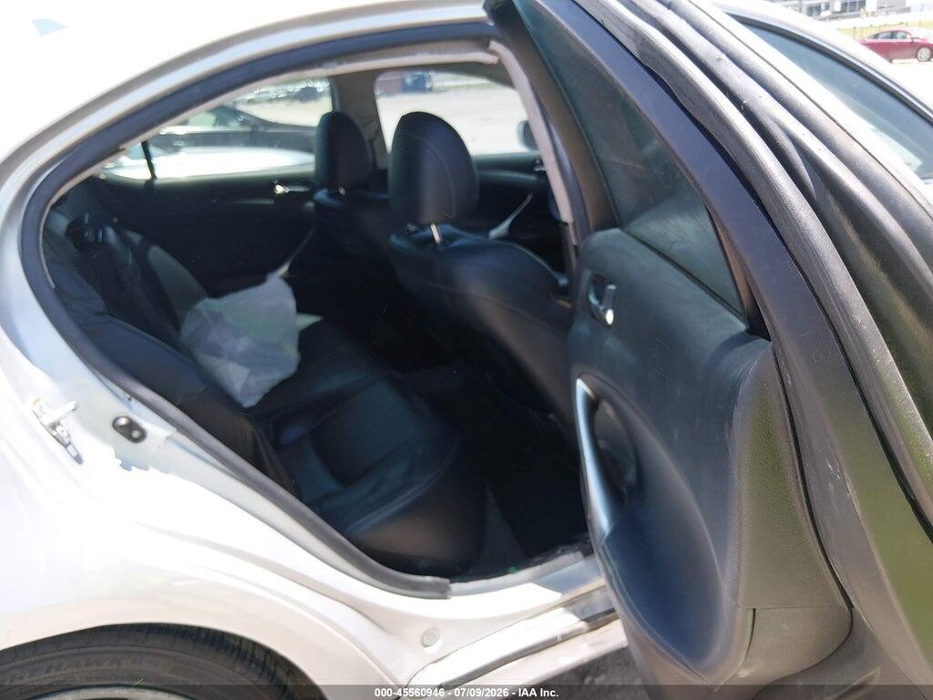 JTHBE262192016688 2009 LEXUS IS 350 photo no. 8