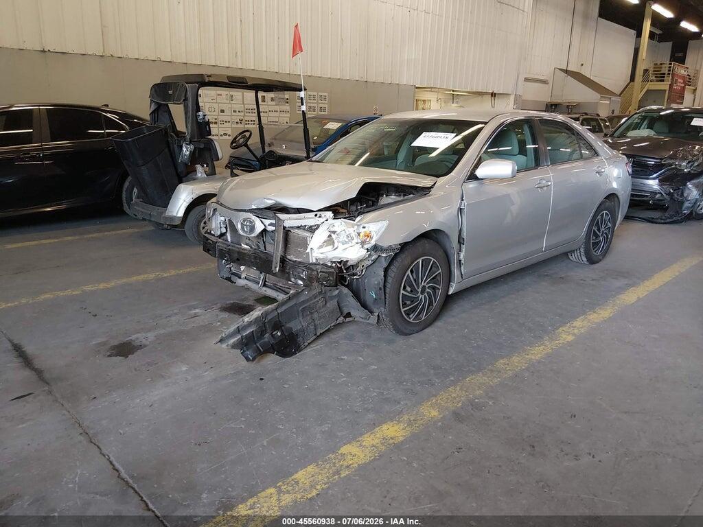 4T1BF3EK0AU028020 2010 TOYOTA CAMRY photo no. 2