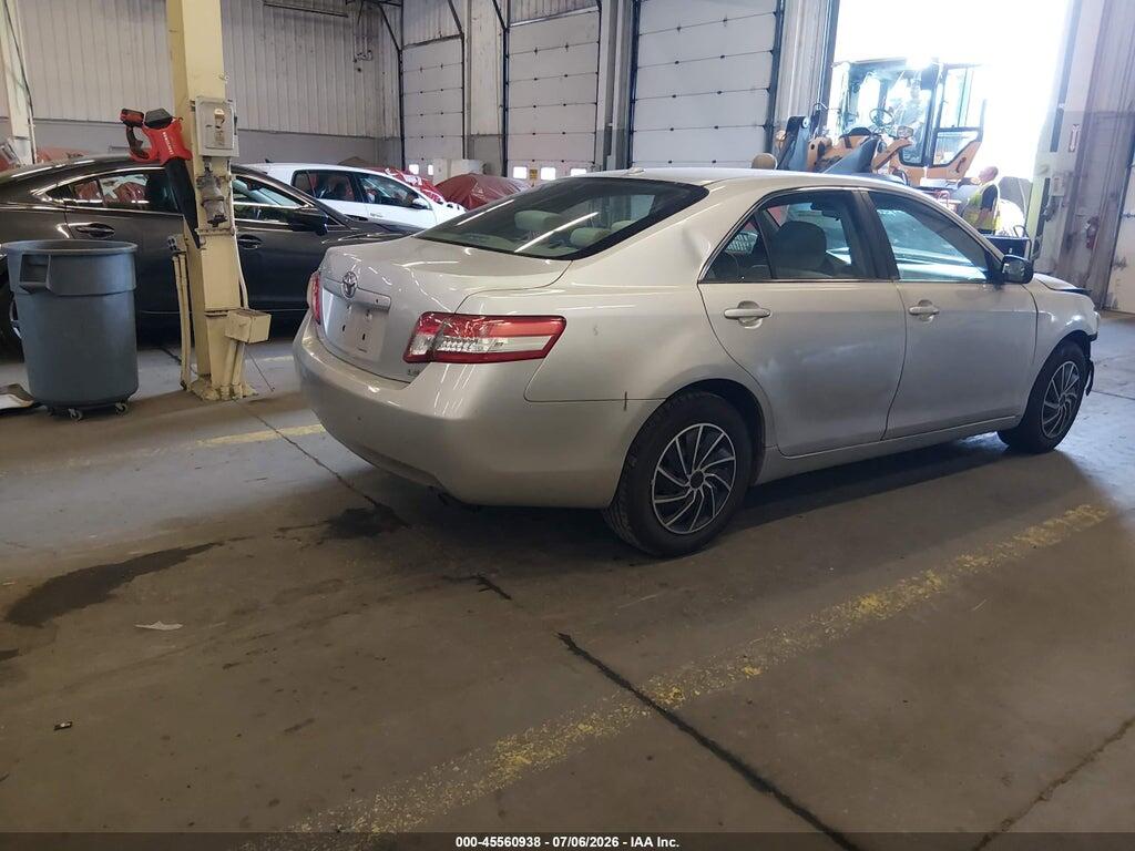 4T1BF3EK0AU028020 2010 TOYOTA CAMRY photo no. 4