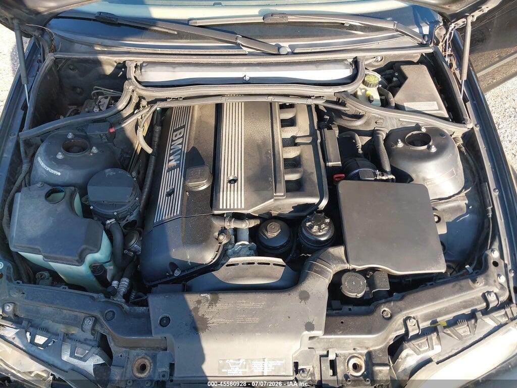 WBAEW53423PG20179 2003 BMW 3 SERIES photo no. 10