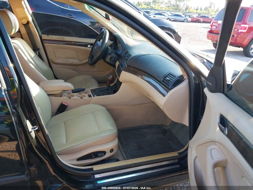 WBAEW53423PG20179 2003 BMW 3 SERIES photo no. 5