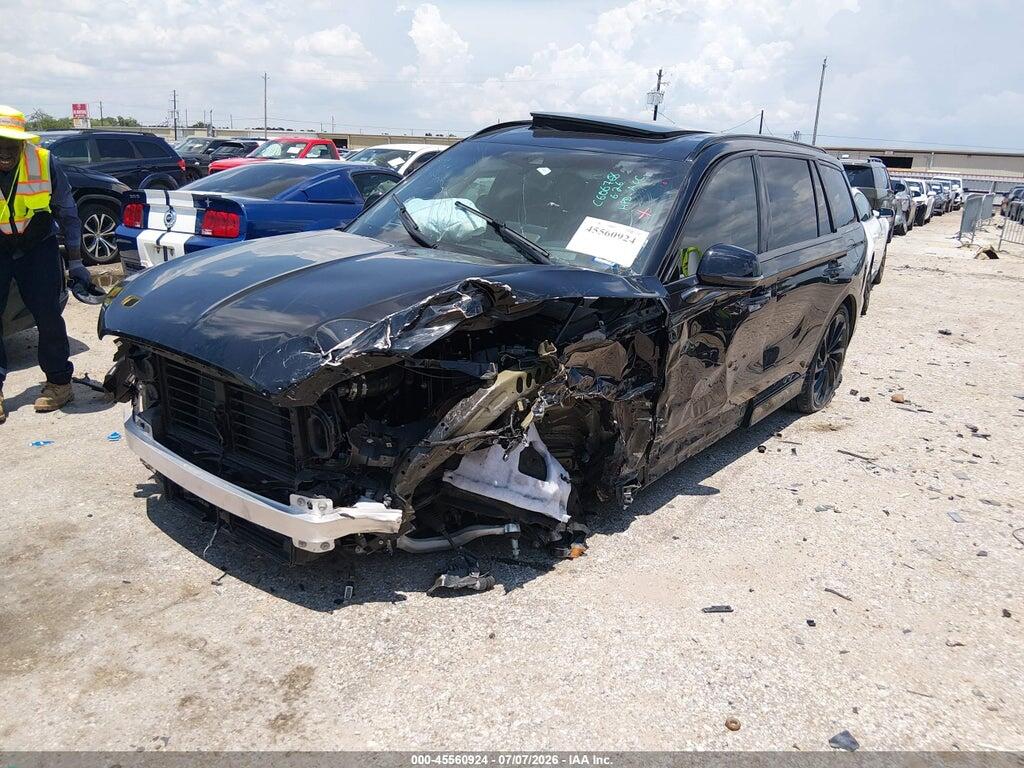 5LM5J7WC8PGL28015 2023 LINCOLN AVIATOR photo no. 2