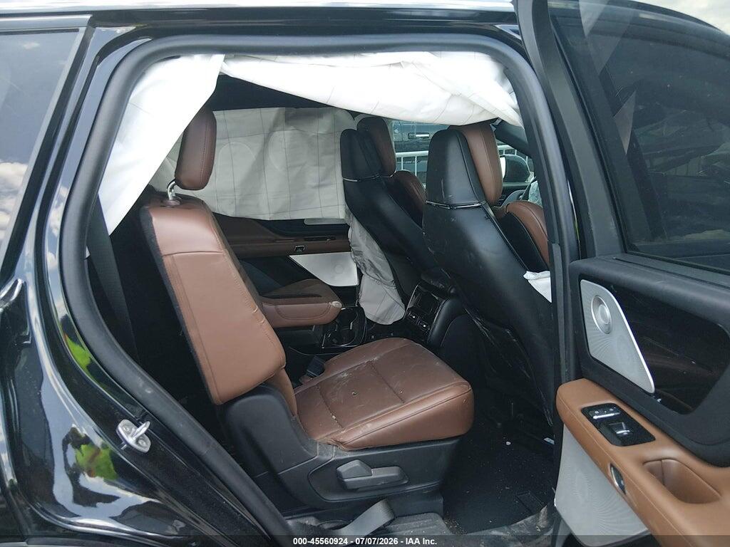 5LM5J7WC8PGL28015 2023 LINCOLN AVIATOR photo no. 8