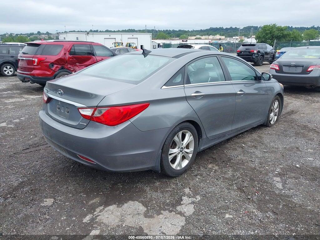 5NPEC4AC2DH801342 2013 HYUNDAI SONATA photo no. 4