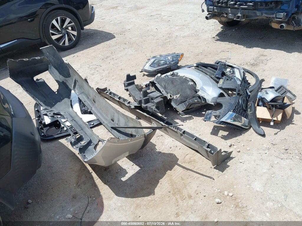KNMAT2MT3JP570532 2018 NISSAN ROGUE photo no. 12