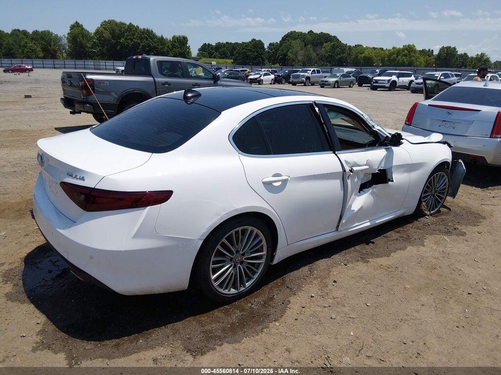 ZARFAECN0H7550089 2017 ALFA ROMEO GIULIA photo no. 4