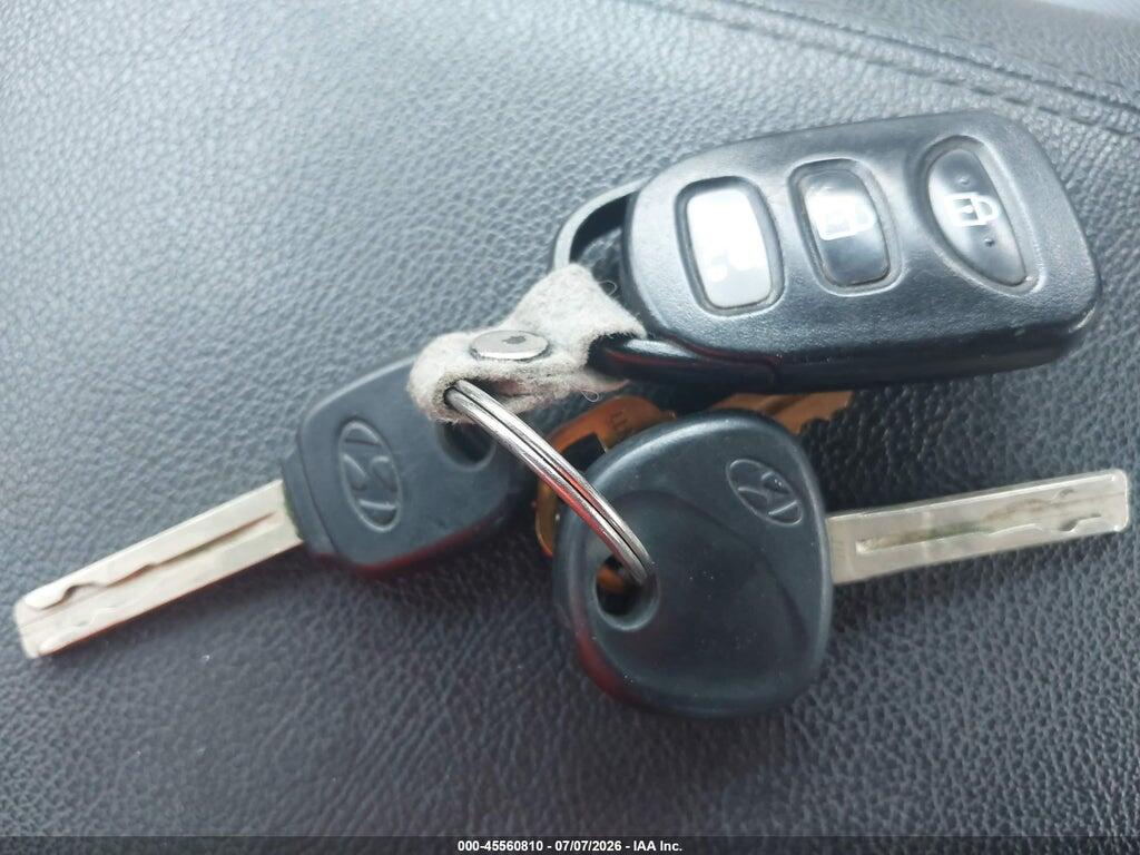 5NPEB4ACXBH089534 2011 HYUNDAI SONATA photo no. 11