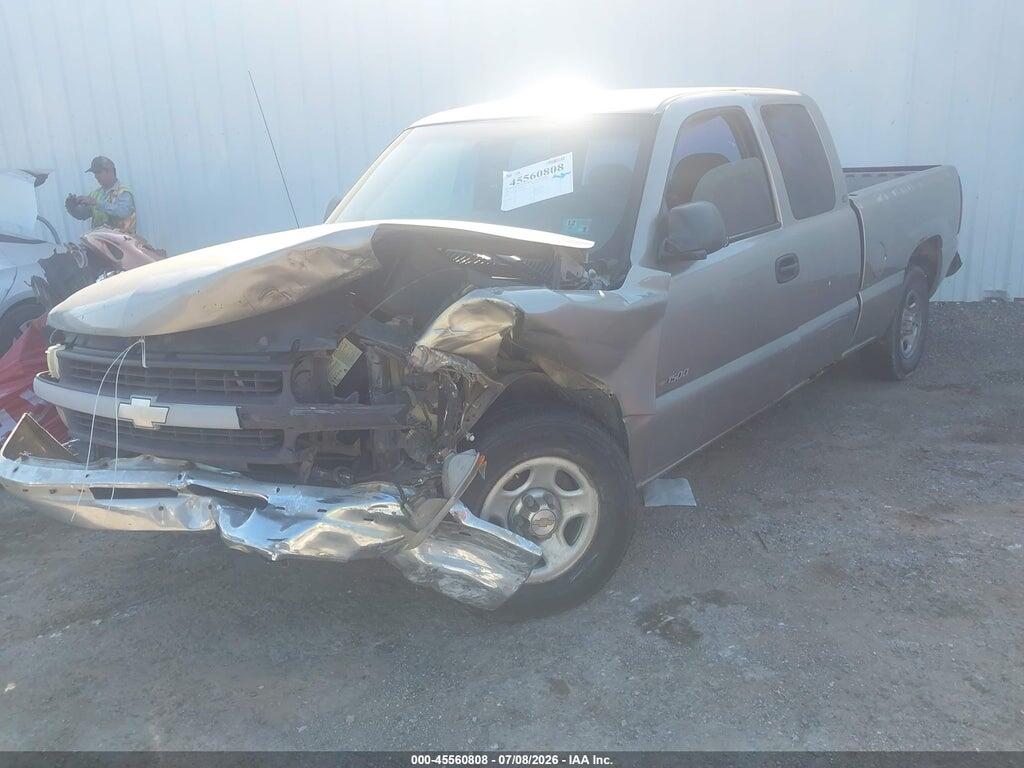 2GCEC19W4Y1167570 2000 CHEVROLET SILVERADO 1500 photo no. 2