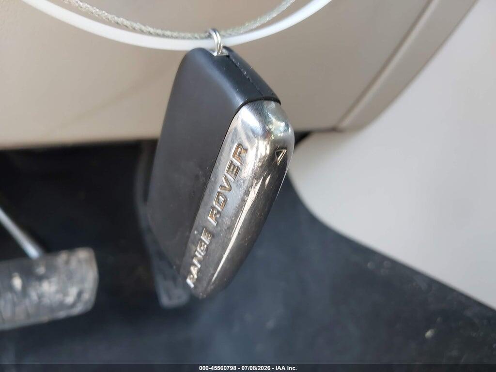 SALYB2RV2JA711985 2018 LAND ROVER RANGE ROVER VELAR photo no. 11