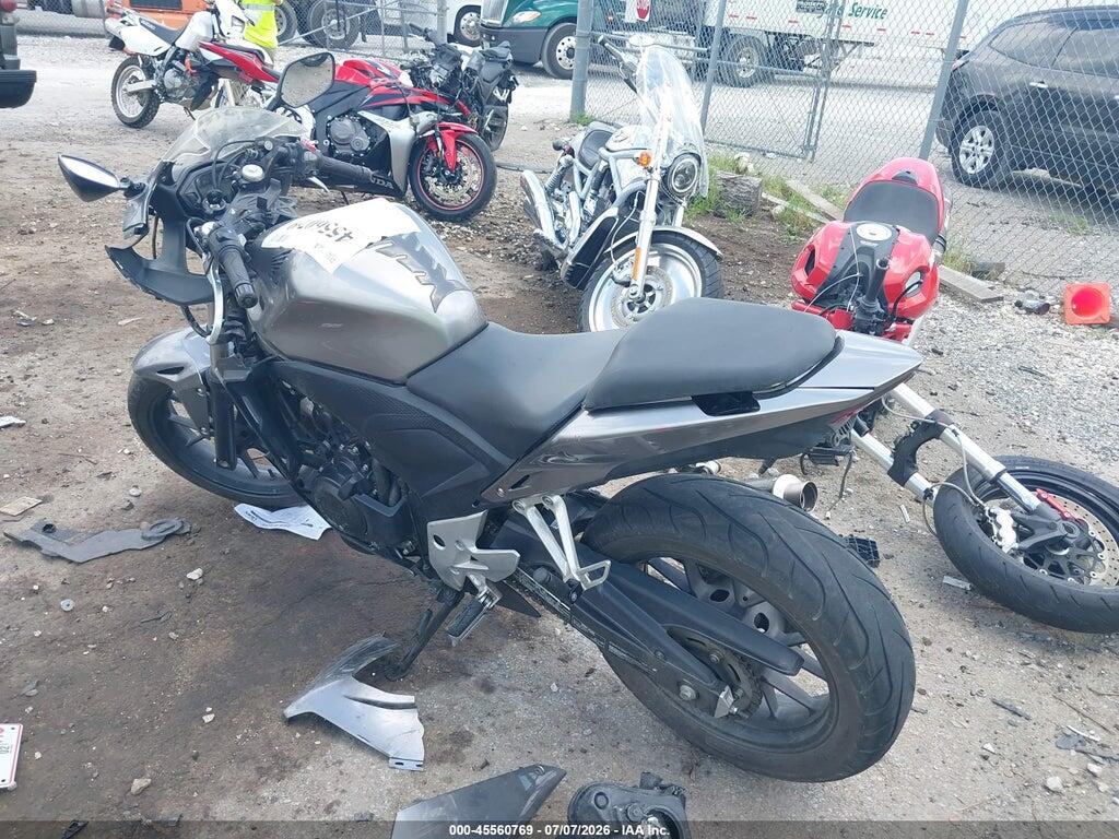 MLHPC4468F5200189 2015 HONDA CBR500 photo no. 3