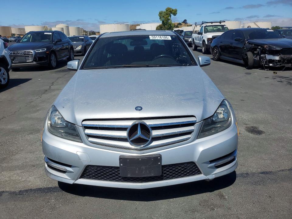 2012 MERCEDES-BENZ C 250 — Фото 5 из 12