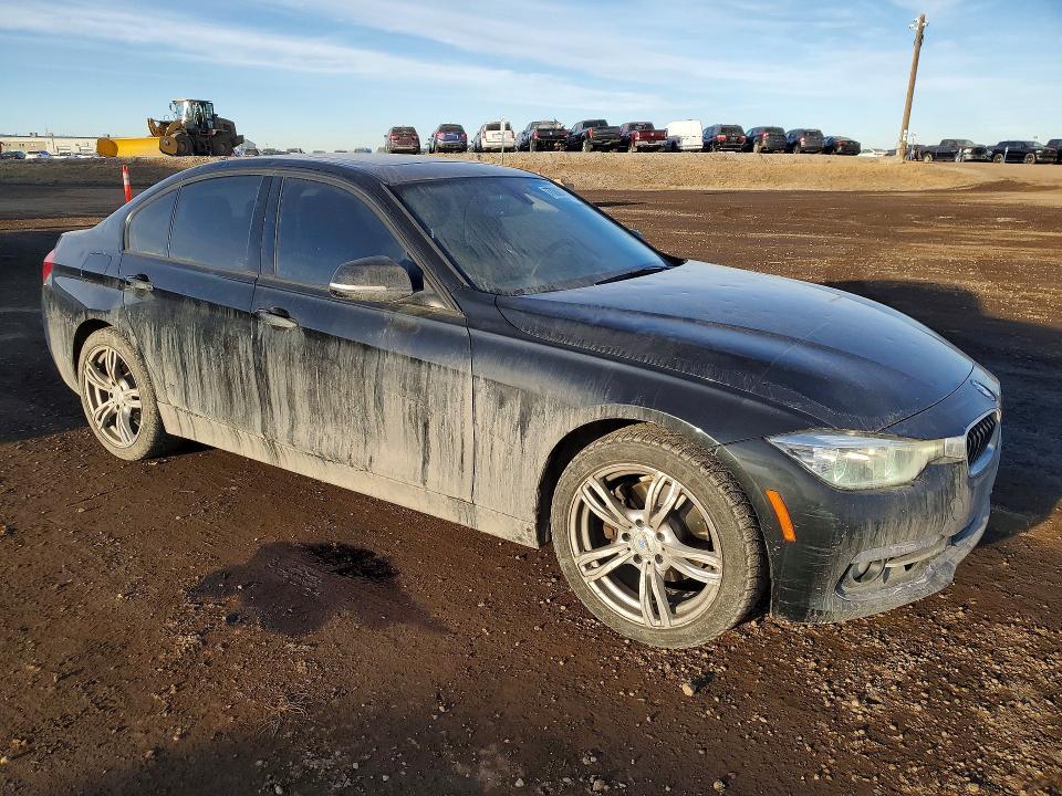 2018 BMW 330 XI — Фото 4 из 12