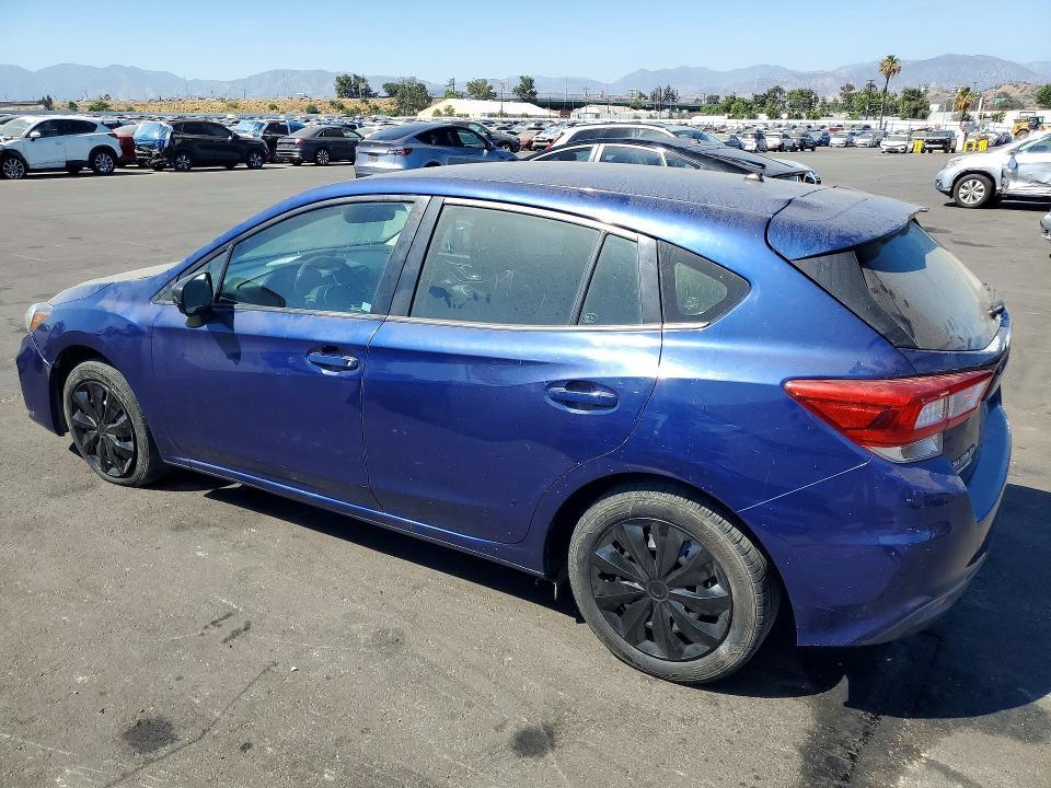4S3GTAA65H3708186 2017 SUBARU IMPREZA photo no. 2
