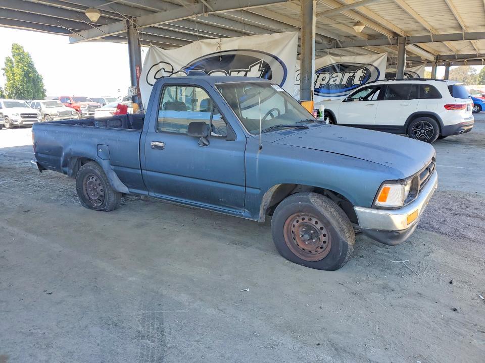 1995 TOYOTA PICKUP 1/2 TON SHORT WHEELBASE DX — Фото 4 из 12