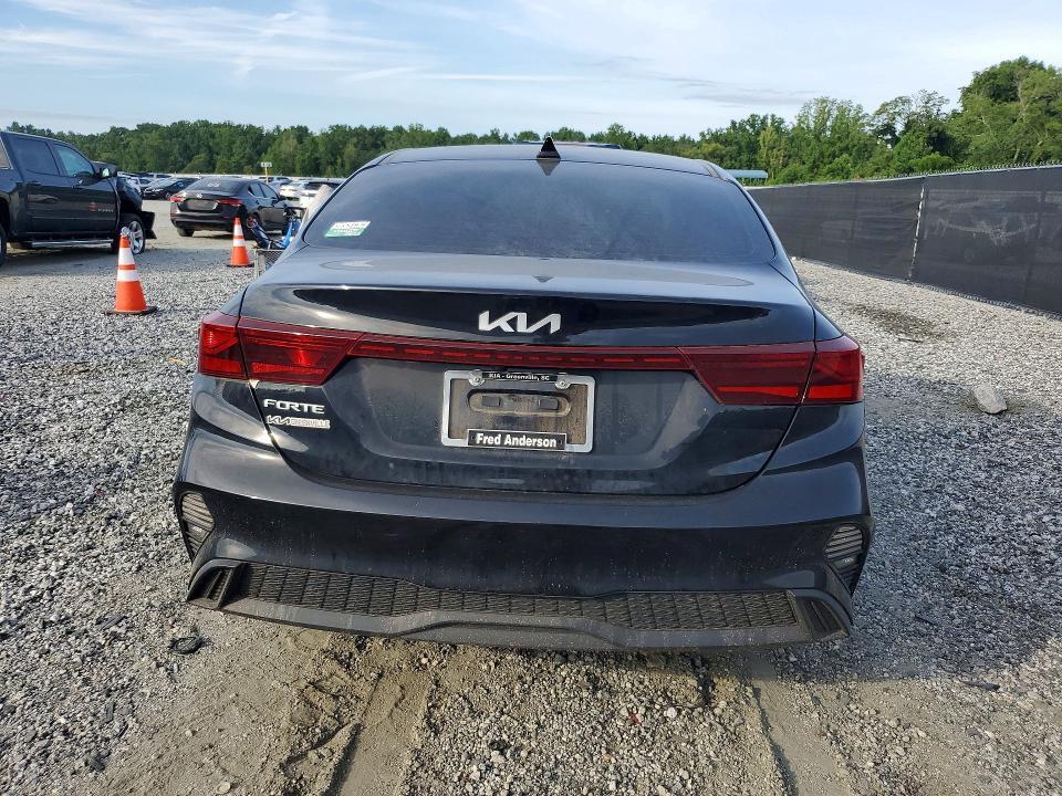 2023 KIA FORTE LXS — Фото 6 из 12