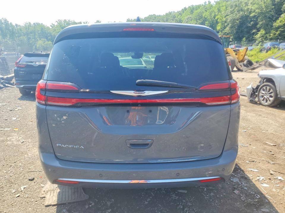 2023 CHRYSLER PACIFICA TOURING L — Фото 6 из 13