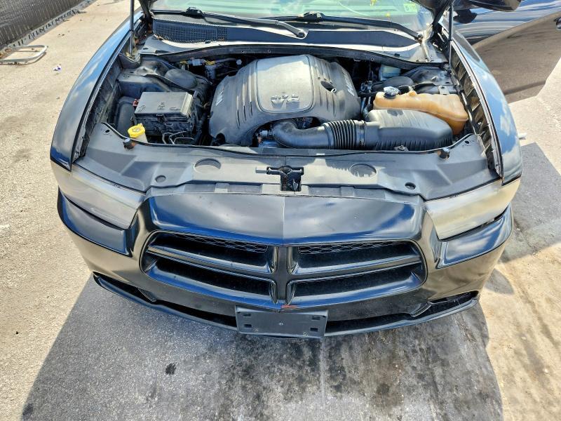 2014 DODGE CHARGER R/T — Фото 11 из 12