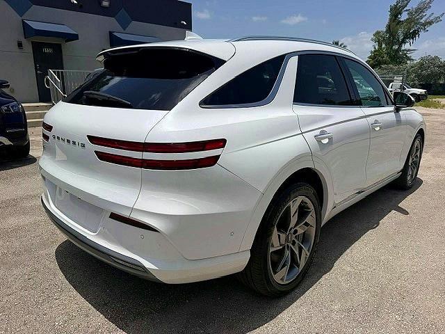 2025 GENESIS G70 — Фото 3 из 15