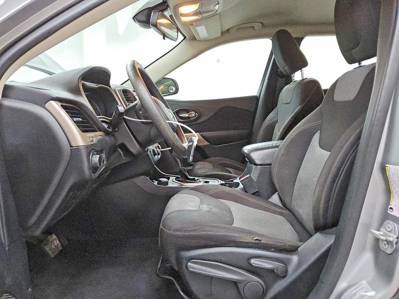 2017 JEEP CHEROKEE SPORT — Фото 7 из 14