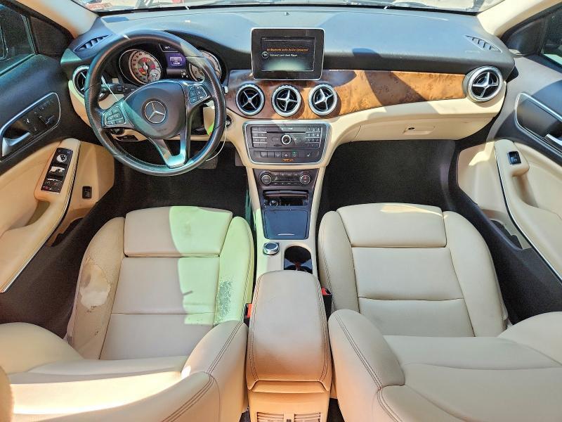 2016 MERCEDES-BENZ GLA 250 — Фото 8 из 13