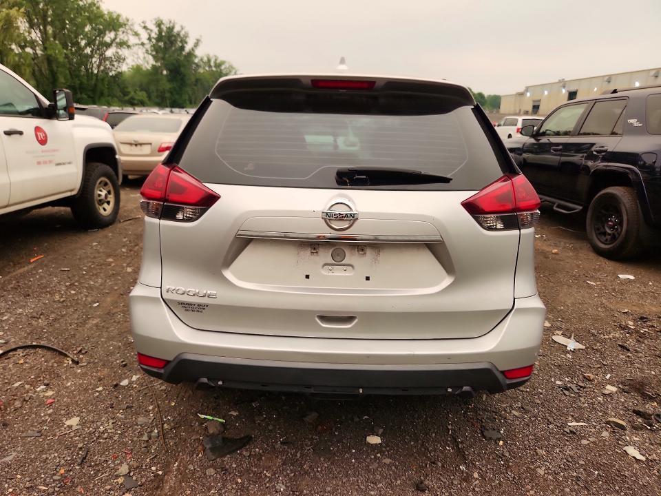 2018 NISSAN ROGUE S — Фото 6 из 12