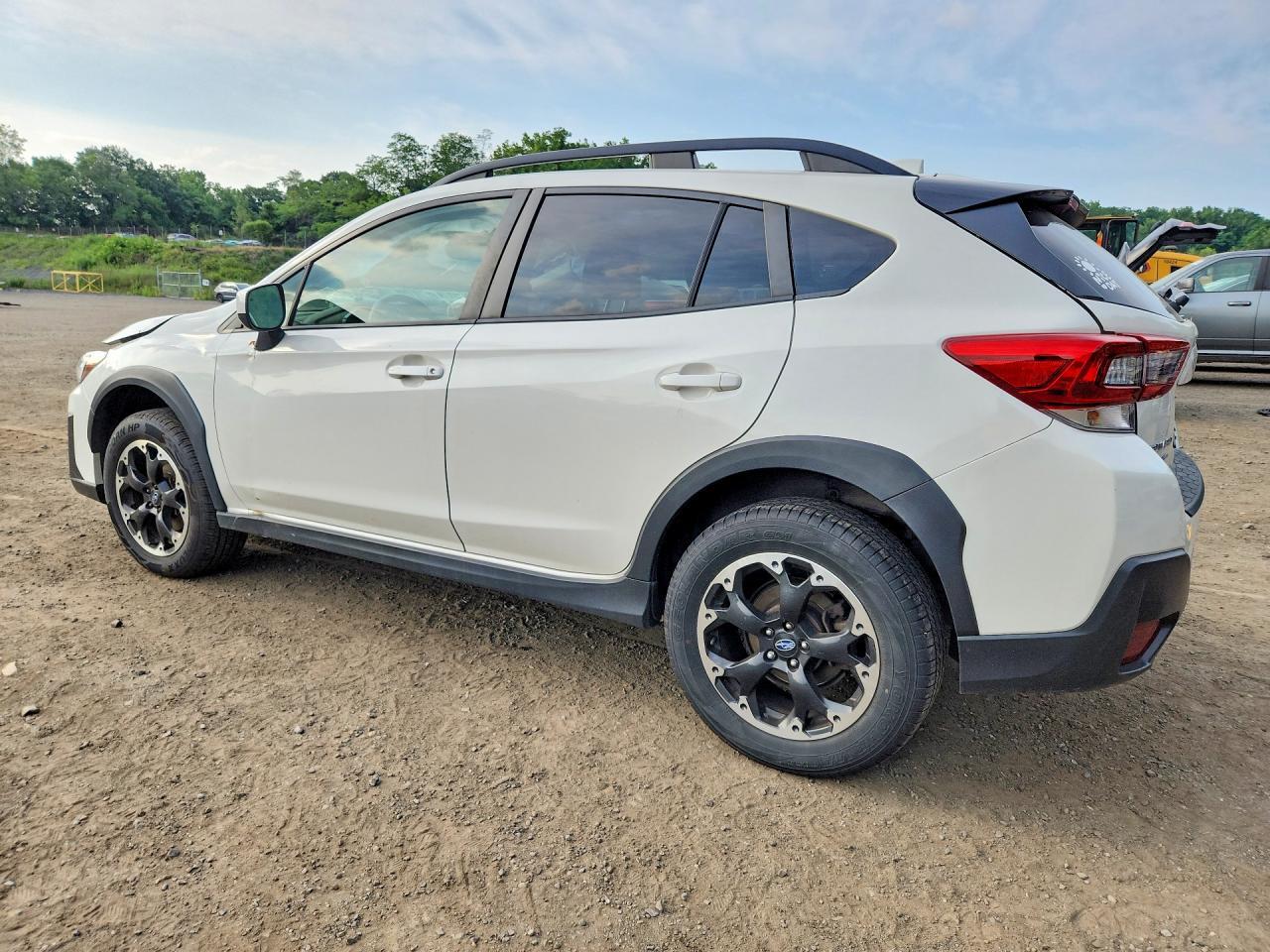 2021 SUBARU CROSSTREK PREMIUM — Фото 2 из 13