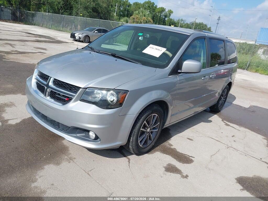 2C4RDGCG2HR758582 2017 DODGE GRAND CARAVAN photo no. 2