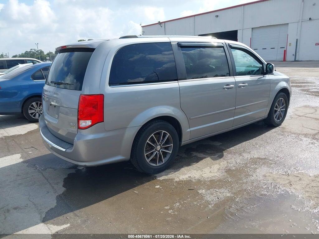 2C4RDGCG2HR758582 2017 DODGE GRAND CARAVAN photo no. 4